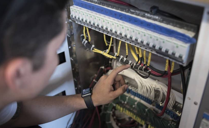 Marine Electrical Repair